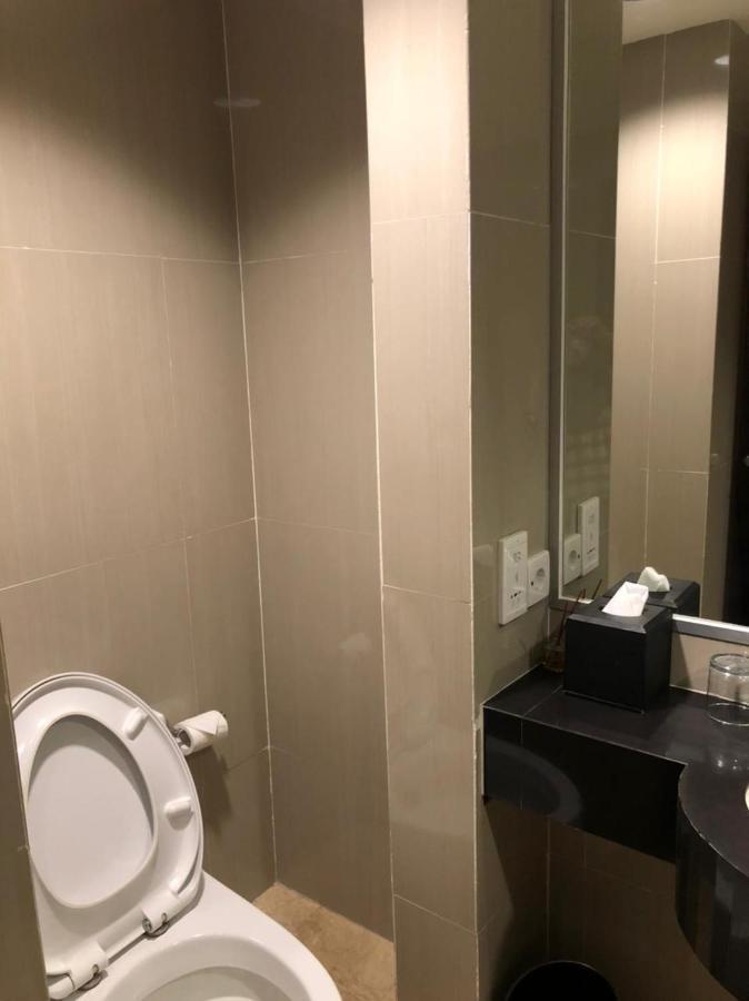 Golden City Hotel And Convention Center - Chse Certified Семаранг Экстерьер фото