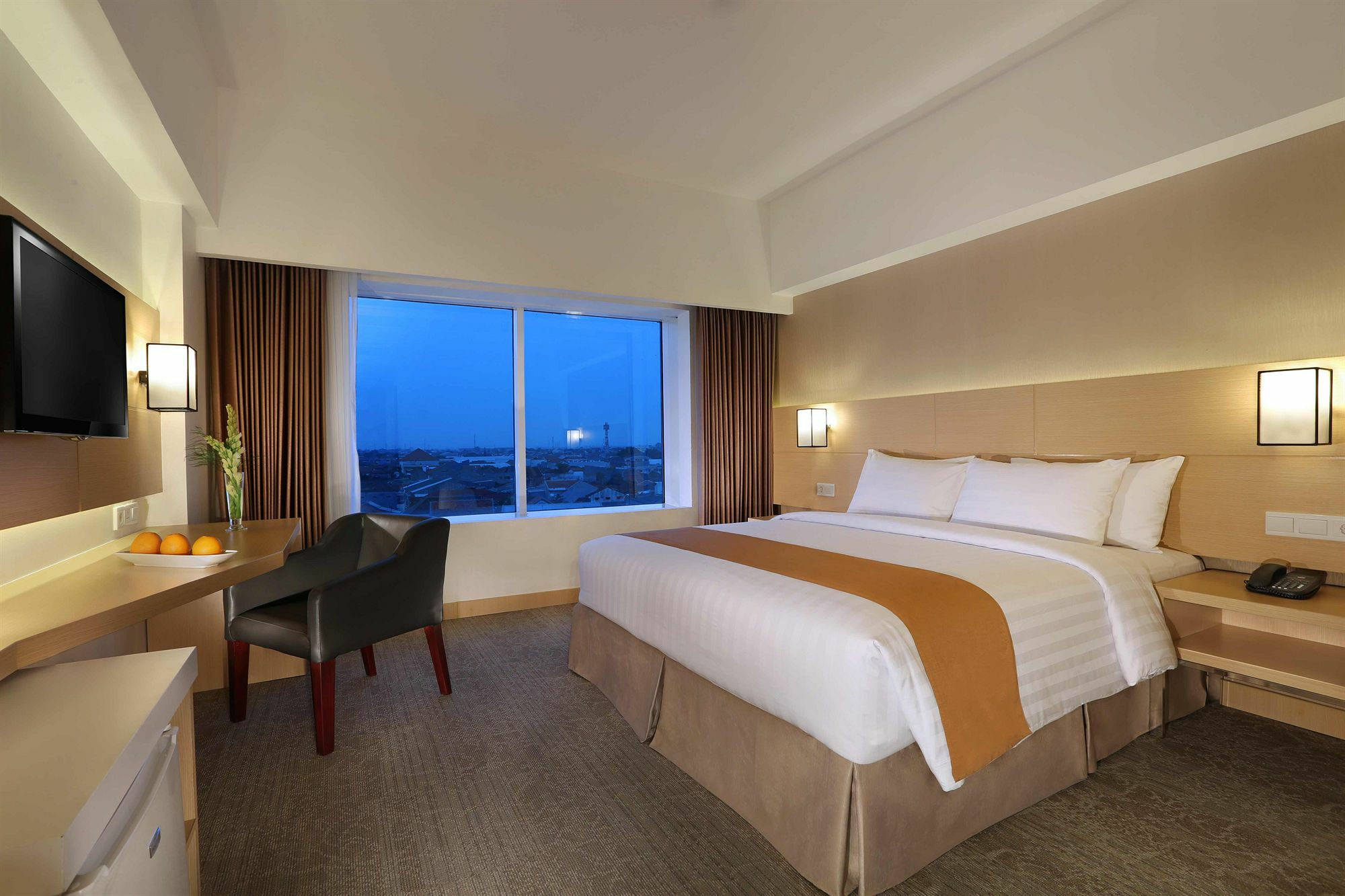 Golden City Hotel And Convention Center - Chse Certified Семаранг Экстерьер фото